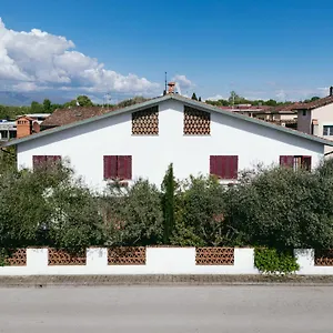 Enzo's House Affittacamere Lucca